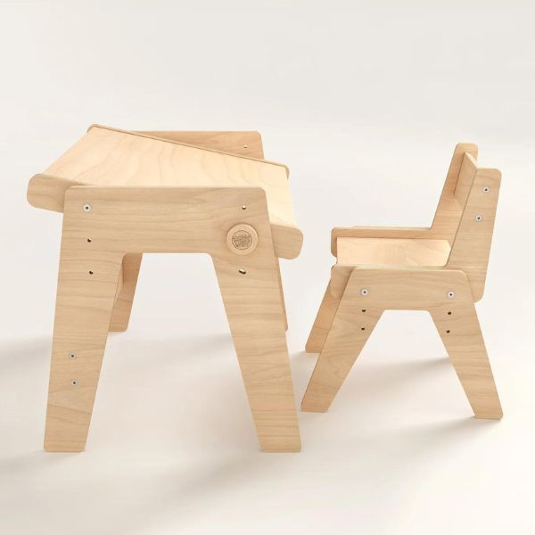 Silla y mesa de madera infantil Montessori