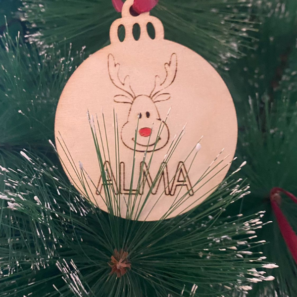 Bola de Navidad personalizada para tu Árbol - grabada en madera a láser