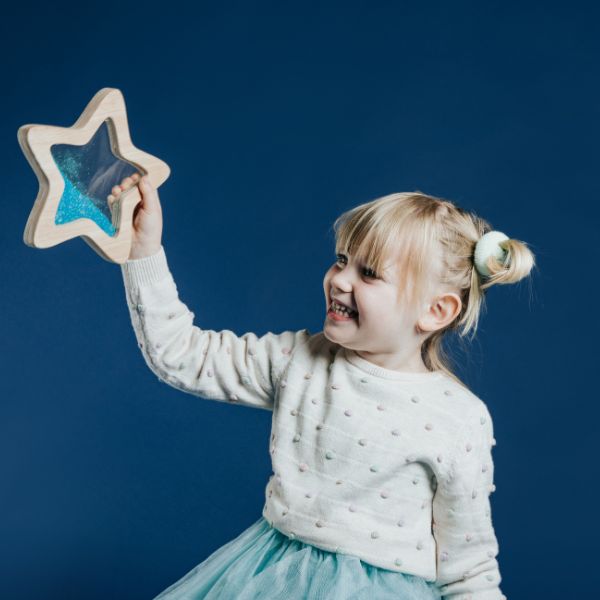 Estrella sensorial de madera Orionis Flow Star para bebé - Petit Boum