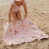 Toalla de playa infantil Pequeñas Flores Rosas - Little Dutch