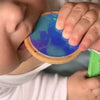 Załaduj obraz do przeglądarki galerii, Un bebé sosteniendo una cuchara de madera en su boca, un pastel por Isobelle Ann Dods-Withers, presentado en dribble, neoplasticismo, iridiscente, foto de stock, bryce 3d.