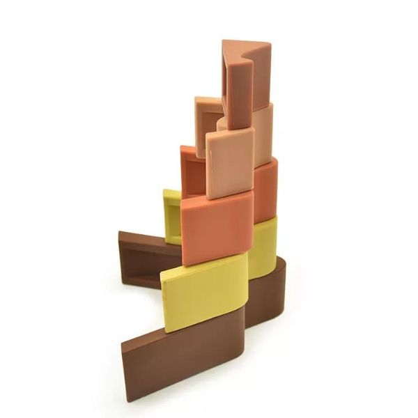 Una pila de bloques sentados uno encima del otro, una escultura abstracta de Sophie Taeuber-Arp, ganador de un concurso de Reddit, de Stijl, cubismo, arte académico, angular.