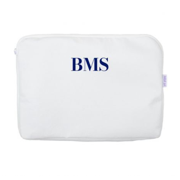 Una bolsa blanca con el logotipo de BMS, un bordado en punto de cruz por Bourgeois, ganador de un concurso de Pinterest, remodernismo, fondo blanco, #myportfolio, logotipo.