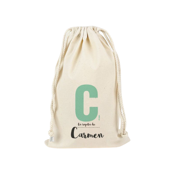 Una bolsa de lona con la letra c en ella, una punto de cruz diseñada por Constance Copeman, ganadora del concurso de Pinterest, incoherentes, Behance HD, #myportfolio, licencia Creative Commons Attribution.