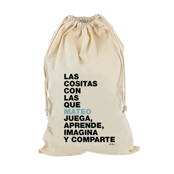Un bolso que tiene un montón de palabras en él, un punto de cruz hecho por Vicente Juan Masip, ganador del concurso de behance, Fluxus, hecho de plástico, behance hd, velvia.