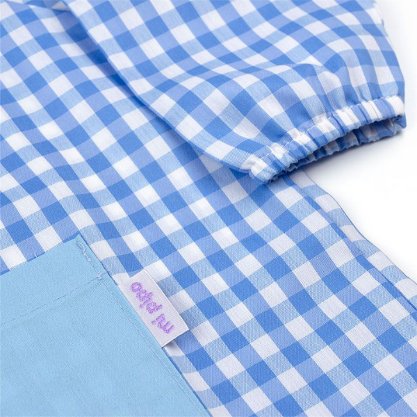 Una camisa a cuadros azul y blanco con una etiqueta en ella, una serigrafía de Puru, Behance, Nueva Objetividad, patrón repetitivo, plano, Behance HD