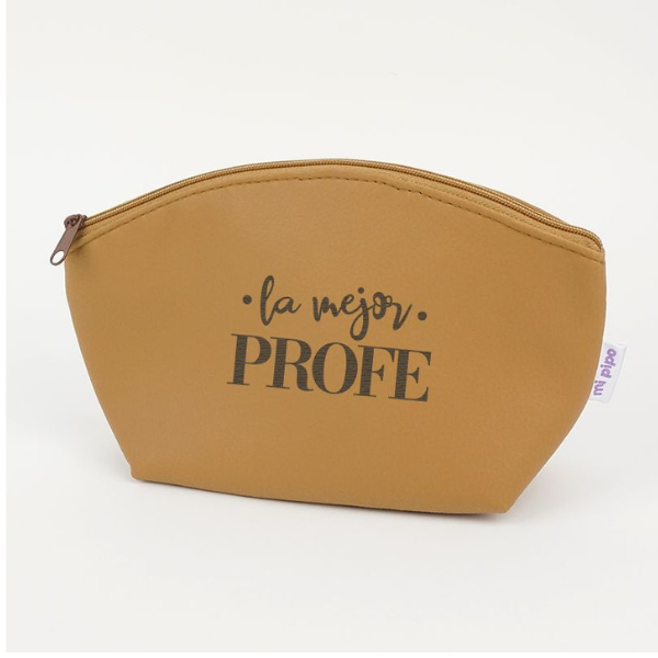 Una bolsa marrón con una escritura negra, un pastel de Verónica Ruiz de Velasco, ganadora del concurso de Behance, remodernismo, #myportfolio, limpio, rococó.