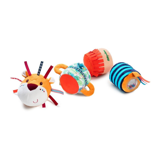 Un par de juguetes que están sobre una superficie blanca, un rompecabezas de Toyen, ganador del concurso de dribble, toyismo, patrón repetitivo, composición dinámica, furaffinity.