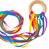 Un anillo de madera con cintas de colores sobre un fondo blanco, una escultura abstracta de Marilyn Bendell, tendencia en Shutterstock, movimiento kitsch, hecho de cuentas y lana, Adafruit, renderizado en Cinema4D.