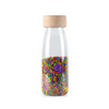 Una botella de vidrio llena de muchas brillantes chispas de colores, una foto de stock por Kusama, presentada en dribble, fluxus, bokeh, trypophobia y stipple.